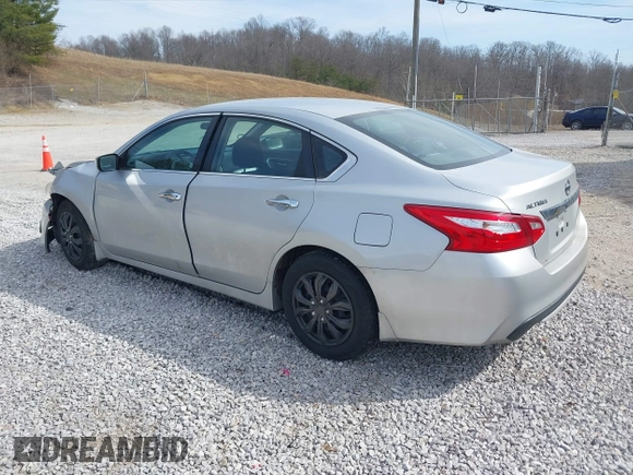 2017 Nissan Altima S z VIN 1N4AL3AP3HN320457, wystawiony jako IAAI lot #41666018 z przebiegiem 158 643 mil mil oraz . Historia ofert i sprzedaży dostępna na DreamBid. Obrazek 3.