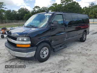 2017 Chevrolet Express Passenger LT z VIN 1GAZGPFG0H1122646, wystawiony jako Copart lot #56896535 z przebiegiem 312 592 mil mil oraz Szkoda całkowita • Salvage title. Historia ofert i sprzedaży dostępna na DreamBid. Obrazek 1.