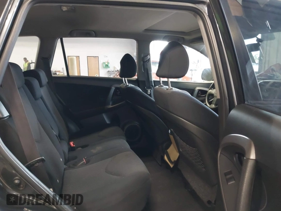 2006 Toyota RAV4 Sport with VIN JTMBK32V366005745, listed as a IAAI auction lot 41841697 with 104,675 mi miles. Bid and sale history available at carsss.com. Image 8.