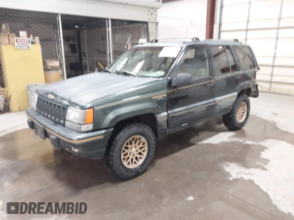 1994 Jeep Grand Cherokee Limited с VIN 1J4GZ78Y8RC198596, выставлен на аукционе IAAI как лот 41943421 с пробегом 329 828 миль миль и . История ставок и продаж доступна на DreamBid. Изображение 17.