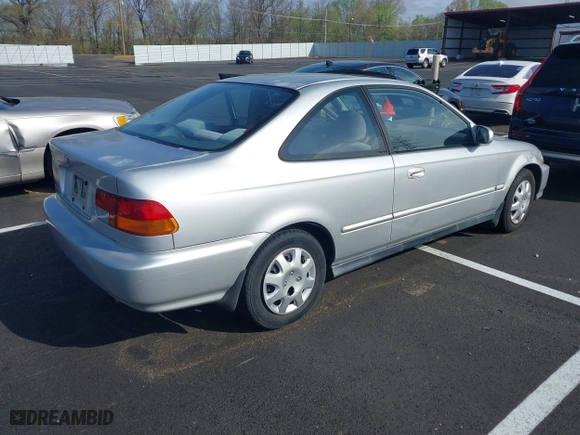 1996 Honda Civic EX with VIN 1HGEJ8249TL090500, listed as a IAAI auction lot 41927643 with 164,067 mi miles. Bid and sale history available at carsss.com. Image 4.