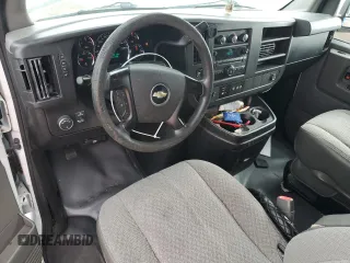 2014 Chevrolet Express Passenger LT z VIN 1GAZG1FG2E1154233, wystawiony jako Copart lot #63480385 z przebiegiem Nie podano mil oraz Nie do naprawy • Non repairable. Historia ofert i sprzedaży dostępna na DreamBid. Obrazek 8.