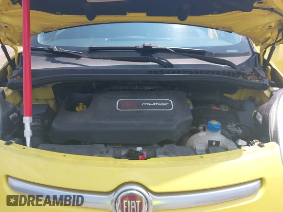 2014 FIAT 500L Trekking with VIN ZFBCFADH3EZ018967, listed as a IAAI auction lot 42399059 with 153,003 mi miles and . Bid and sale history available at DreamBid. Image 10.