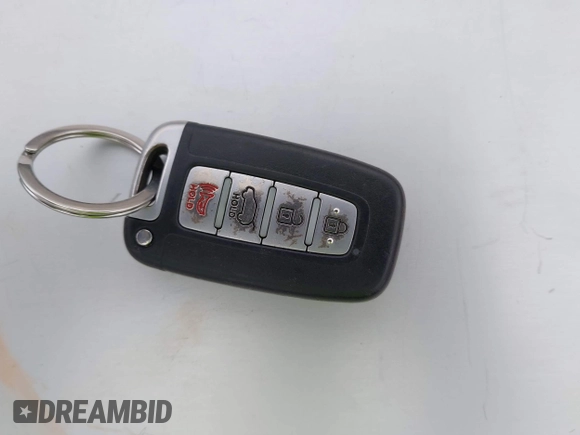 2013 Hyundai Veloster RE:MIX with VIN KMHTC6AD5DU106088, listed as a IAAI auction lot 41904678 with 213,478 mi miles and . Bid and sale history available at DreamBid. Image 11.