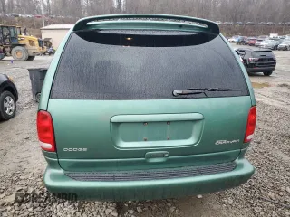 1999 Dodge Caravan SE with VIN 2B4GP44G2XR172827, listed as a Copart auction lot 80656604 with 157,636 mi miles and Salvage Title. Bid and sale history available at carsss.com. Image 6.