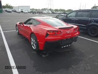 2015 Chevrolet Corvette 3LT z VIN 1G1YF2D77F5110035, wystawiony jako IAAI lot #42180031 z przebiegiem 95 684 mil mil oraz . Historia ofert i sprzedaży dostępna na DreamBid. Obrazek 3.