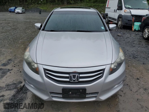 2011 Honda Accord EX z VIN 1HGCP3F71BA000716, wystawiony jako Copart lot #56414415 z przebiegiem 173 487 mil mil oraz Szkoda całkowita • Salvage title. Historia ofert i sprzedaży dostępna na DreamBid. Obrazek 5.