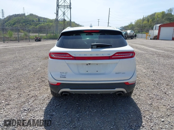 2018 Lincoln MKC Select with VIN 5LMCJ2D90JUL14751, listed as a IAAI auction lot 42091255 with 51,333 mi miles and . Bid and sale history available at DreamBid. Image 17.