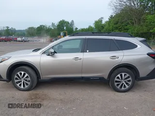 2020 Subaru Outback Premium с VIN 4S4BTACC5L3263126, выставлен на аукционе IAAI как лот 42279777 с пробегом 27 752 миль миль и . История ставок и продаж доступна на DreamBid. Изображение 14.