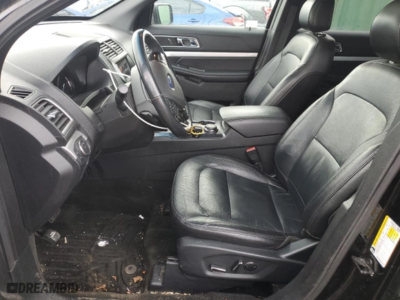 2017 Ford Explorer XLT with VIN 1FM5K8D85HGD00873, listed as a Copart auction lot 49946465 with 101,158 mi miles and Salvage Title. Bid and sale history available at carsss.com. Image 7.