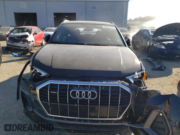 2020 Audi Q3 S line Premium with VIN WA1DECF3XL1125215, listed as a Copart auction lot 70664702 with 33,046 mi miles. Bid and sale history available at carsss.com. Image 5.