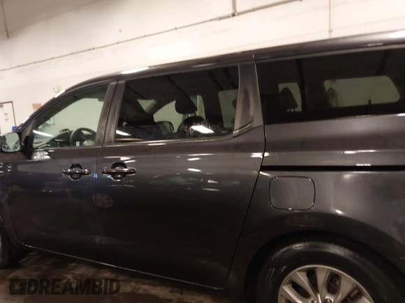 2020 Kia Sedona LX with VIN KNDMB5C17L6581477, listed as a IAAI auction lot 41705127 with 40,979 mi miles. Bid and sale history available at carsss.com. Image 15.