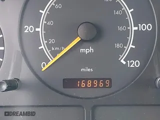 1999 Mercedes-Benz M-Class with VIN 4JGAB72EXXA131890, listed as a IAAI auction lot 41721001 with 168,969 mi miles. Bid and sale history available at carsss.com. Image 7.