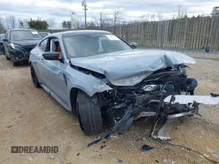 2025 BMW M4 Competition xDrive z VIN WBS33HK06SCS10581, wystawiony jako IAAI lot #41716871 z przebiegiem Nie podano mil oraz . Historia ofert i sprzedaży dostępna na DreamBid. Obrazek 1.