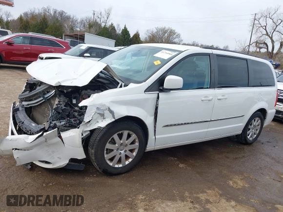 2013 Chrysler Town & Country Touring with VIN 2C4RC1BG3DR675173, listed as a IAAI auction lot 41744564 with 127,405 mi miles. Bid and sale history available at carsss.com. Image 14.
