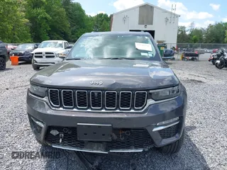 2023 Jeep Grand Cherokee с VIN 1C4RJYB68PC665709, выставлен на аукционе IAAI как лот 42342258 с пробегом 12 034 миль миль и . История ставок и продаж доступна на DreamBid. Изображение 12.
