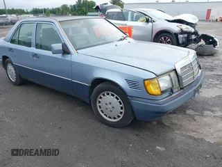 1992 Mercedes-Benz 300 z VIN WDBEB28E3NB558723, wystawiony jako IAAI lot #42354355 z przebiegiem 232 059 mil mil oraz . Historia ofert i sprzedaży dostępna na DreamBid. Obrazek 1.