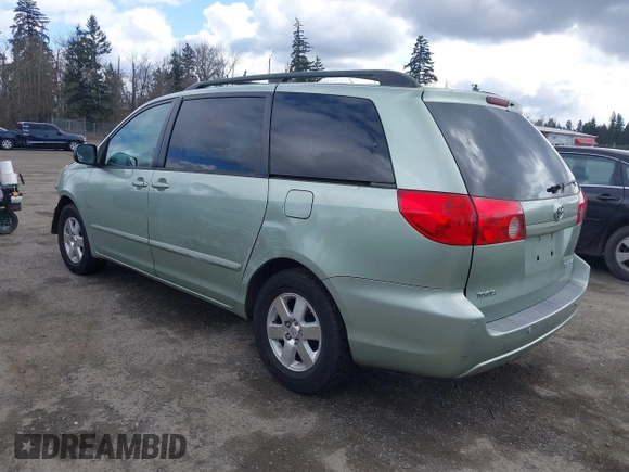 2007 Toyota Sienna CE with VIN 5TDZK23C37S024805, listed as a IAAI auction lot 41830473 with 176,629 mi miles. Bid and sale history available at carsss.com. Image 3.