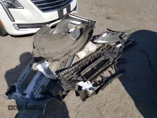 2015 Ford C-Max SE z VIN 1FADP5AU5FL110910, wystawiony jako Copart lot #56540845 z przebiegiem 60 508 mil mil oraz Szkoda całkowita • Salvage title. Historia ofert i sprzedaży dostępna na DreamBid. Obrazek 13.