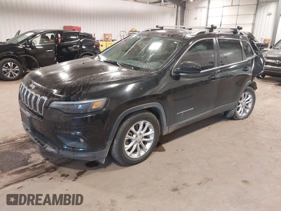 2019 Jeep Cherokee Latitude with VIN 1C4PJLCB7KD175755, listed as a IAAI auction lot 40954585 with 88,583 mi miles. Bid and sale history available at carsss.com. Image 2.