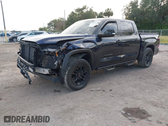 2022 Toyota Tundra 2WD SR5 with VIN 5TFLA5AB3NX009183, listed as a IAAI auction lot 41029101 with 104,806 mi miles. Bid and sale history available at carsss.com. Image 2.