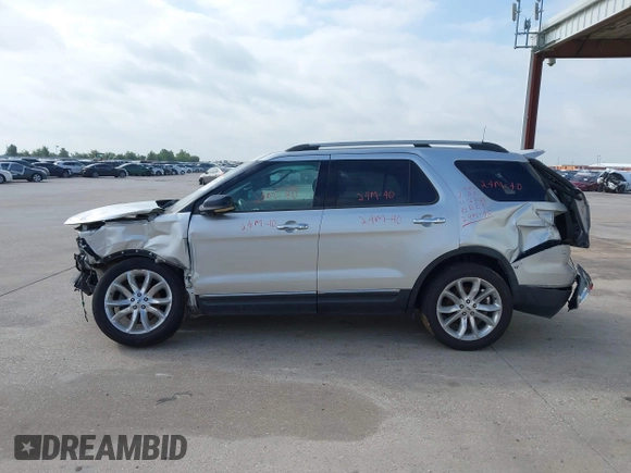 2011 Ford Explorer XLT с VIN 1FMHK7D83BGA50421, выставлен на аукционе IAAI как лот 41110558 с пробегом 206 329 миль миль и . История ставок и продаж доступна на DreamBid. Изображение 14.