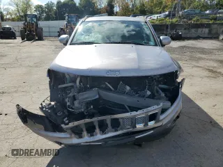 2015 Jeep Compass Latitude with VIN 1C4NJCEB5FD120196, listed as a Copart auction lot 75177614 with 28,889 mi miles and Salvage Title. Bid and sale history available at carsss.com. Image 5.