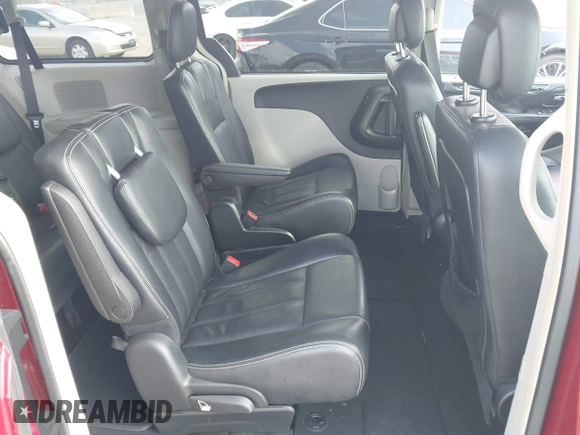 2014 Chrysler Town & Country Touring with VIN 2C4RC1BGXER218474, listed as a IAAI auction lot 42008374 with 72,686 mi miles. Bid and sale history available at carsss.com. Image 8.