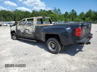 2019 Chevrolet Silverado 3500HD LTZ with VIN 1GC4KXEY4KF157095, listed as a Copart auction lot 59704654 with 0 mi miles and Salvage Title. Bid and sale history available at carsss.com. Image 2.