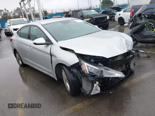 2020 Hyundai Elantra Value Edition z VIN 5NPD84LF2LH512142, wystawiony jako IAAI lot #41584087 z przebiegiem 88 561 mil mil oraz . Historia ofert i sprzedaży dostępna na DreamBid. Obrazek 1.