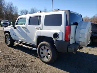 2007 Hummer H3 SUV with VIN 5GTDN13E578118131, listed as a Copart auction lot 79764704 with 167,292 mi miles and Clean Title. Bid and sale history available at DreamBid. Image 2.