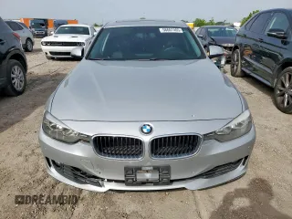 2014 BMW 3 Series 328i z VIN WBA3A5G57ENP31508, wystawiony jako Copart lot #56667405 z przebiegiem 90 611 mil mil oraz Szkoda całkowita • Salvage title. Historia ofert i sprzedaży dostępna na DreamBid. Obrazek 5.