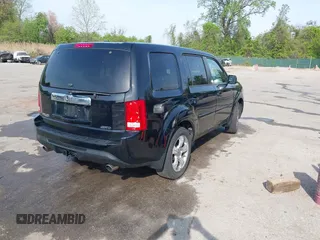 2015 Honda Pilot EX-L with VIN 5FNYF4H53FB054525, listed as a IAAI auction lot 42111022 with 148,305 mi miles and . Bid and sale history available at carsss.com. Image 4.