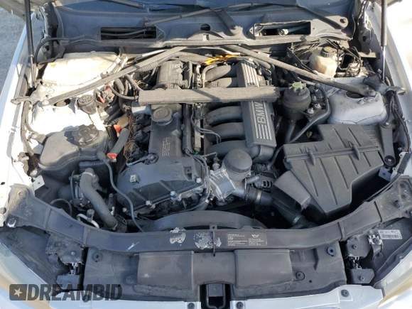 2011 BMW 3 Series 328i with VIN WBAPH5C56BA442027, listed as a Copart auction lot 62583355 with 154,066 mi miles and Salvage title. Bid and sale history available at DreamBid. Image 11.