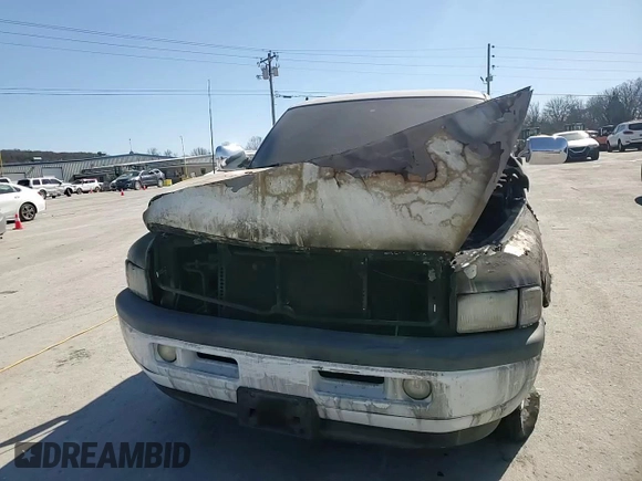1997 Dodge 1500 z VIN 1B7HC16Z7VS110125, wystawiony jako Copart lot #47473055 z przebiegiem 138 844 mil mil oraz Szkoda całkowita • Salvage title. Historia ofert i sprzedaży dostępna na DreamBid. Obrazek 10.