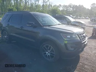 2017 Ford Explorer Sport z VIN 1FM5K8GT6HGB23282, wystawiony jako IAAI lot #42094911 z przebiegiem 151 460 mil mil oraz . Historia ofert i sprzedaży dostępna na DreamBid. Obrazek 1.