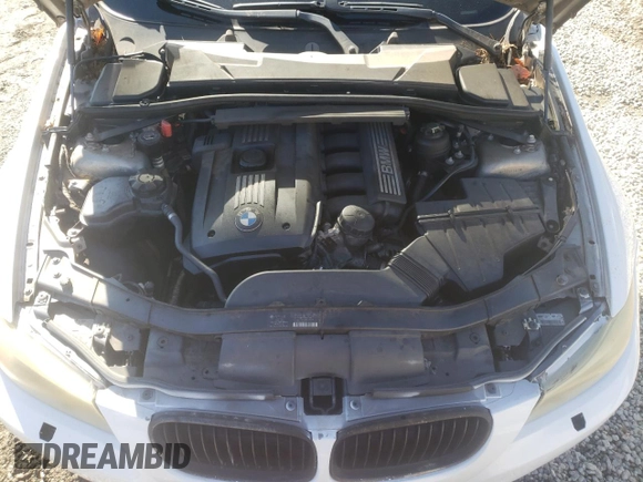 2009 BMW 3 Series 328i with VIN WBAPH77529NL82109, listed as a Copart auction lot 42810995 with 0 mi miles and Salvage Title. Bid and sale history available at carsss.com. Image 11.