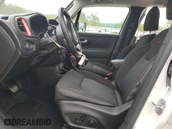 2021 Jeep Renegade Trailhawk z VIN ZACNJDC19MPM30234, wystawiony jako Copart lot #66167334 z przebiegiem 46 075 mil mil oraz Szkoda całkowita • Salvage title. Historia ofert i sprzedaży dostępna na DreamBid. Obrazek 7.