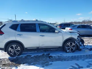 2017 Nissan Rogue S with VIN JN8AT2MT6HW150669, listed as a IAAI auction lot 41246758 with 80,877 mi miles. Bid and sale history available at carsss.com. Image 13.