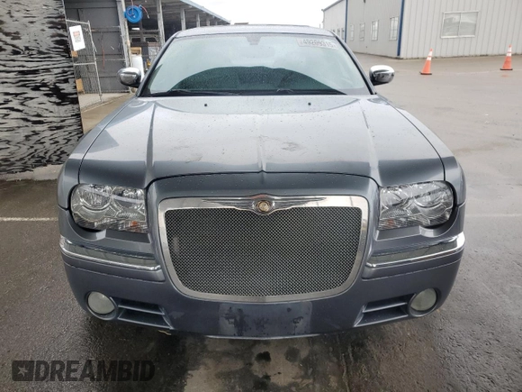 2006 Chrysler 300 C with VIN 2C3KA63H26H218136, listed as a Copart auction lot 49209315 with 215,682 mi miles and Salvage Title. Bid and sale history available at carsss.com. Image 5.