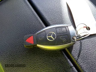 2019 Mercedes-Benz GLE 43 AMG z VIN 4JGED6EB2KA136193, wystawiony jako IAAI lot #41569175 z przebiegiem 59 970 mil mil oraz . Historia ofert i sprzedaży dostępna na DreamBid. Obrazek 11.