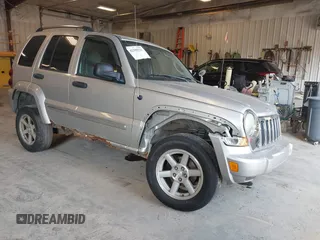 2005 Jeep Liberty Limited z VIN 1J4GL58K75W501121, wystawiony jako IAAI lot #42399331 z przebiegiem 214 461 mil mil oraz . Historia ofert i sprzedaży dostępna na DreamBid. Obrazek 1.