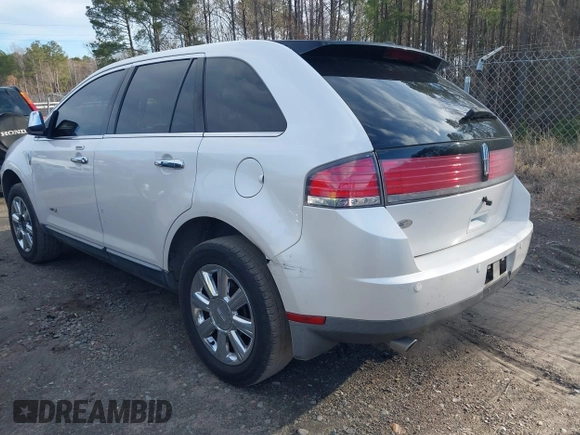 2009 Lincoln MKX with VIN 2LMDU68C79BJ01006, listed as a IAAI auction lot 41586045 with 226,175 mi miles. Bid and sale history available at carsss.com. Image 3.