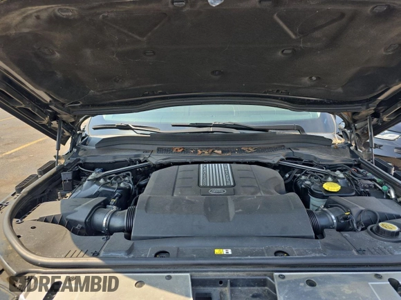 2015 Land Rover Range Rover Supercharged with VIN SALGS2TF5FA239849, listed as a Copart auction lot 62968255 with 97,656 mi miles and Clean title. Bid and sale history available at DreamBid. Image 7.