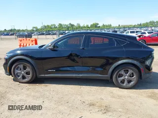 2022 Ford Mustang Mach-E Select с VIN 3FMTK1SS5NMA38545, выставлен на аукционе IAAI как лот 42546256 с пробегом 48 472 миль миль и . История ставок и продаж доступна на DreamBid. Изображение 14.