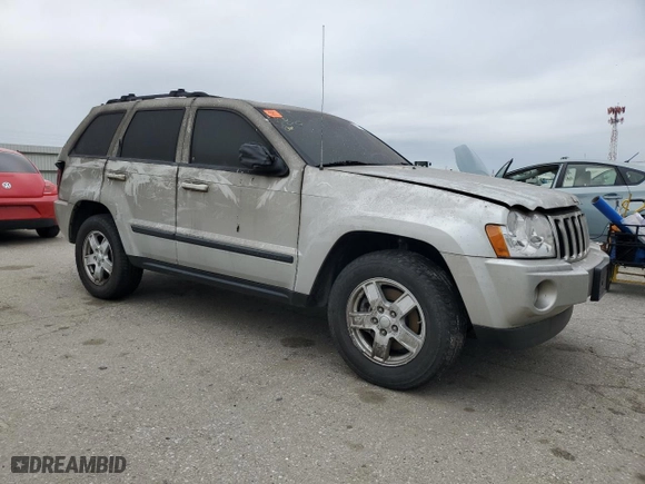 2007 Jeep Grand Cherokee Laredo with VIN 1J8GS48K77C595243, listed as a Copart auction lot 48493455 with 76,934 mi miles and Salvage Title. Bid and sale history available at carsss.com. Image 4.