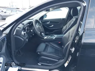 2017 Mercedes-Benz C 300 with VIN 55SWF4JB0HU230004, listed as a IAAI auction lot 41885609 with 45,289 mi miles and . Bid and sale history available at carsss.com. Image 5.