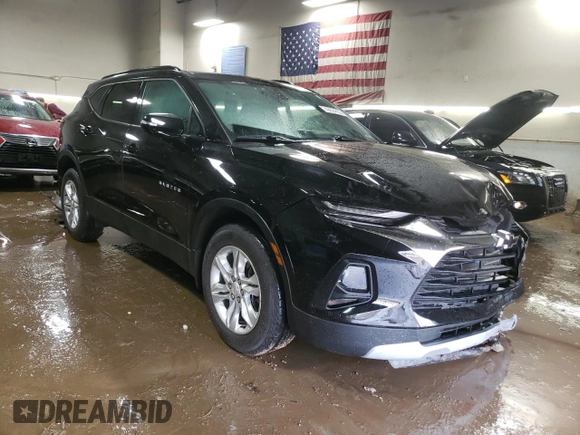 2021 Chevrolet Blazer LT z VIN 3GNKBHRS4MS524957, wystawiony jako Copart lot #49824635 z przebiegiem 16 471 mil mil oraz Szkoda całkowita • Salvage title. Historia ofert i sprzedaży dostępna na DreamBid. Obrazek 4.