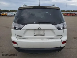 2008 Mitsubishi Outlander XLS with VIN JA4MT41X18Z013563, listed as a Copart auction lot 83384514 with 148,032 mi miles and Salvage Title. Bid and sale history available at carsss.com. Image 6.