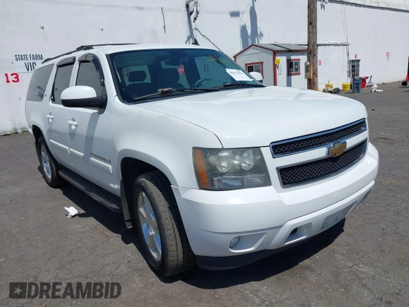 2007 Chevrolet Suburban LT with VIN 1GNFK16327J231618, listed as a IAAI auction lot 42172191 with 216,729 mi miles and . Bid and sale history available at DreamBid. Image 1.